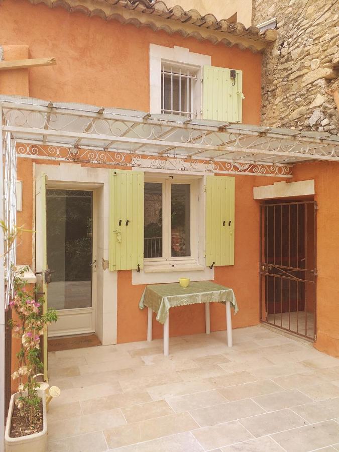 Maison Au Coeur De Fontaine De Vaucluse, Nichee Sur Le Rocher Et Surplombant La Sorgue Eksteriør bilde